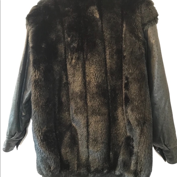 Vintage D’Esprit dubrowsky and peribinder faux fur and leather jacket. - Picture 12 of 13